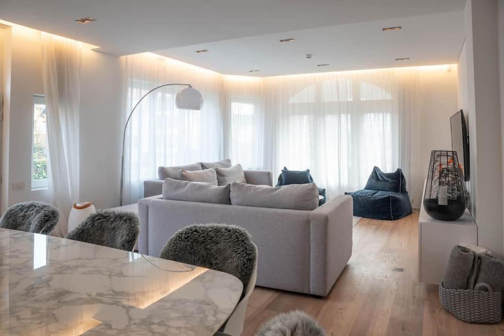 Cozy 3Bd House With Private Terrace And Parking Villa Knokke-Heist Exteriör bild